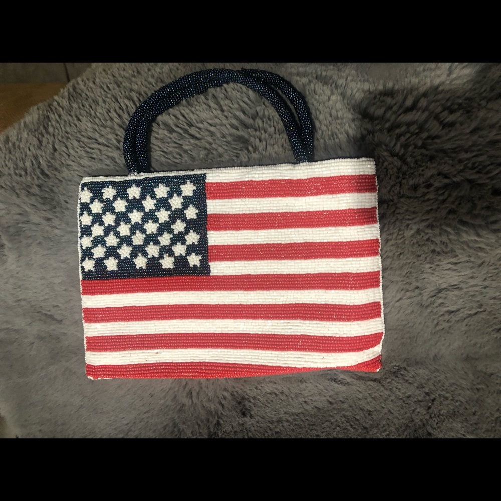 Valerie Stevens hand beaded American flag purse NWOT Memorial Day, 4th of July